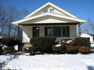 20838 Belvidere Ave, Fairview Park, OH