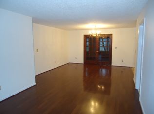 4936 Ruth Rd, Virginia Beach, VA 23464