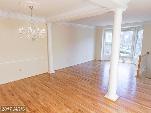 3rd image of 2221 Journet Dr