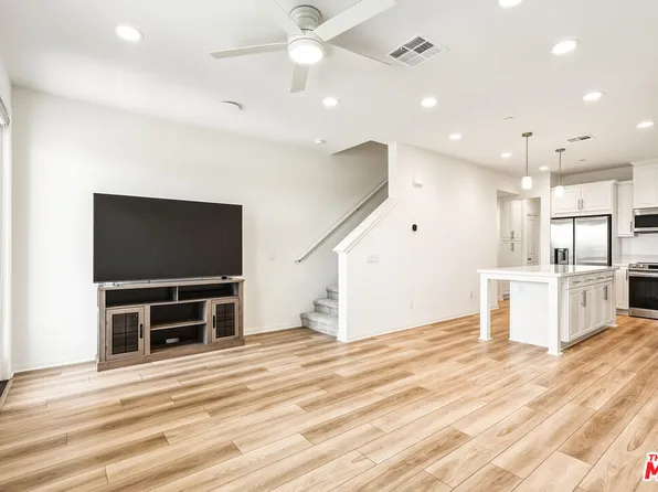 1095 N Harbor Blvd, Anaheim, CA 92802