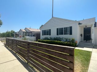 17950 Collins St, Encino, CA 91316