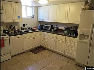 1045 N 2nd St, Lander, WY 82520