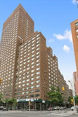 Sold by Corcoran | media 12