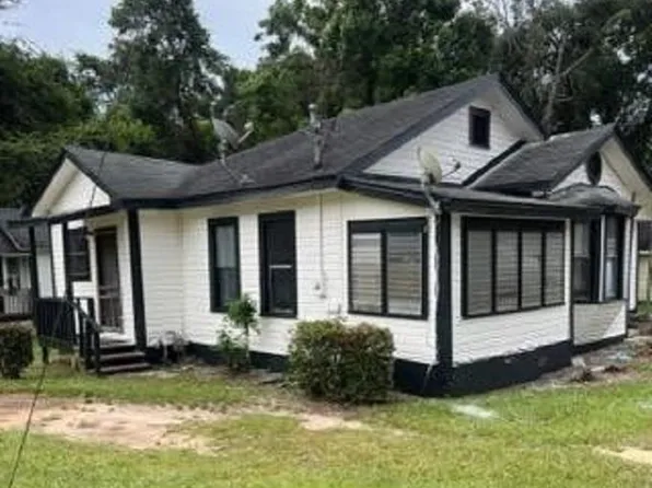 303 S 10th St, Quincy, FL 32351