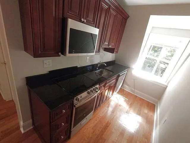 105 Morse St #1 — Photo 1