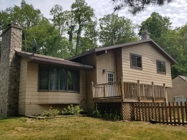 6229 62nd St, South Haven, MI 49090