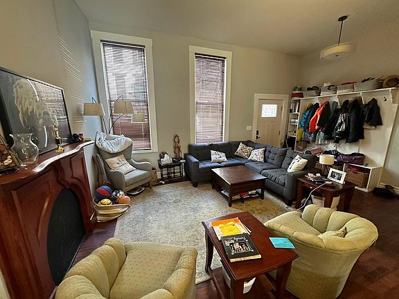 5th image of 61 E Clifton Ave