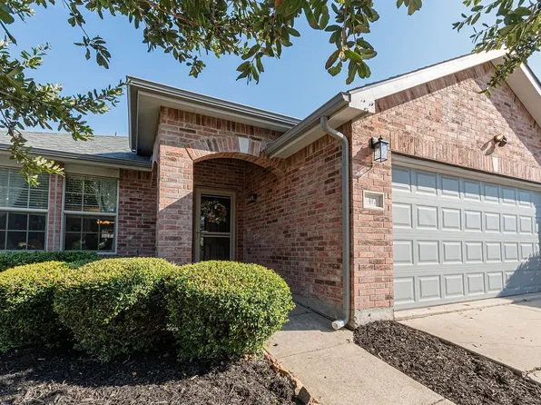 417 Azalea Dr, Fate, TX 75087