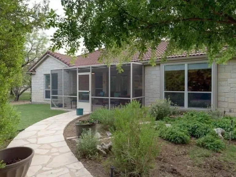 203 Hi Cir W — Photo 4