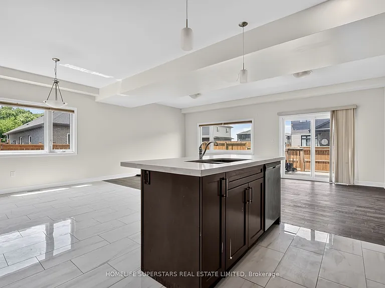 7213 Parsa St — Photo 16
