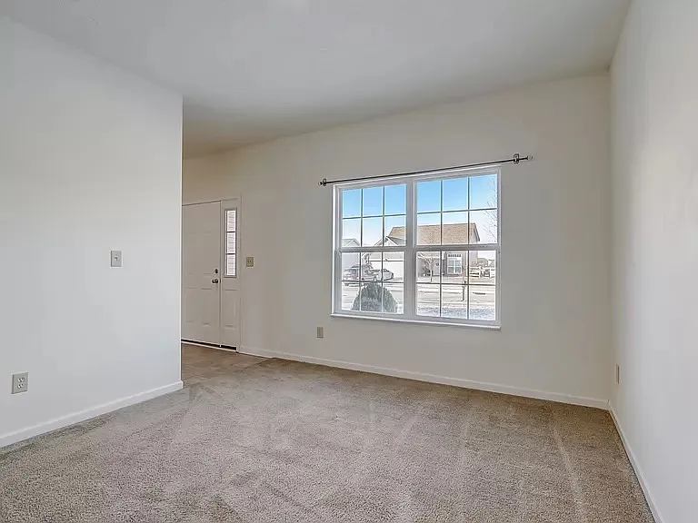 8961 Ingram Ln — Photo 8