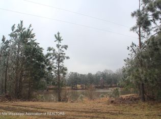 18 Tara Rd, Holly Springs, MS 38635