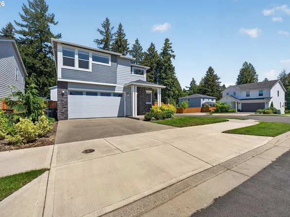 1534 NE 12th Pl, Canby, OR 97013