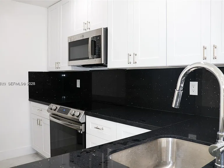2550 W 67th Pl #22-32 — Photo 2