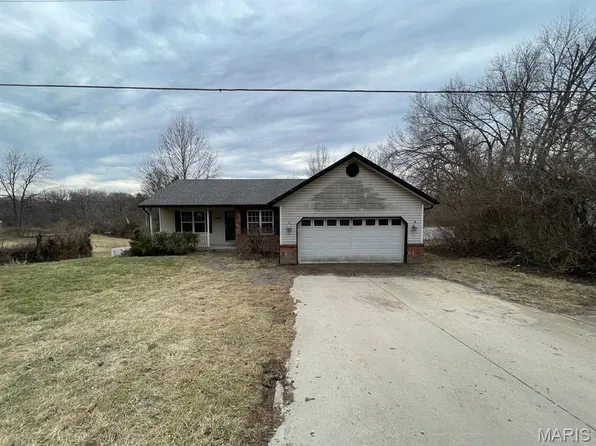 888 W Country Ln, Collinsville, IL 62234