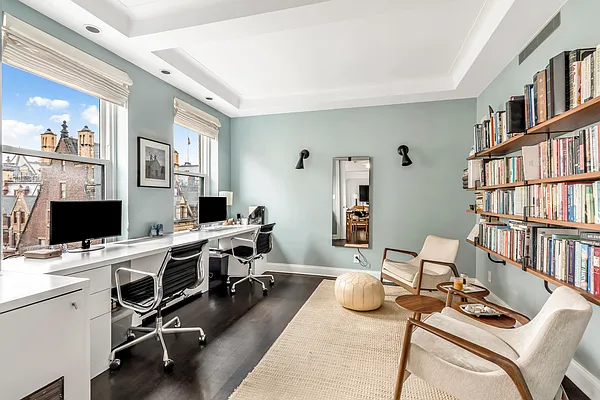 Sold by Sotheby's International Realty | media 9