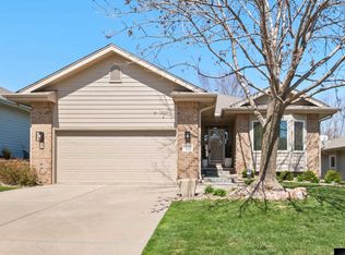 13484 Meredith Ave, Omaha, NE 68164