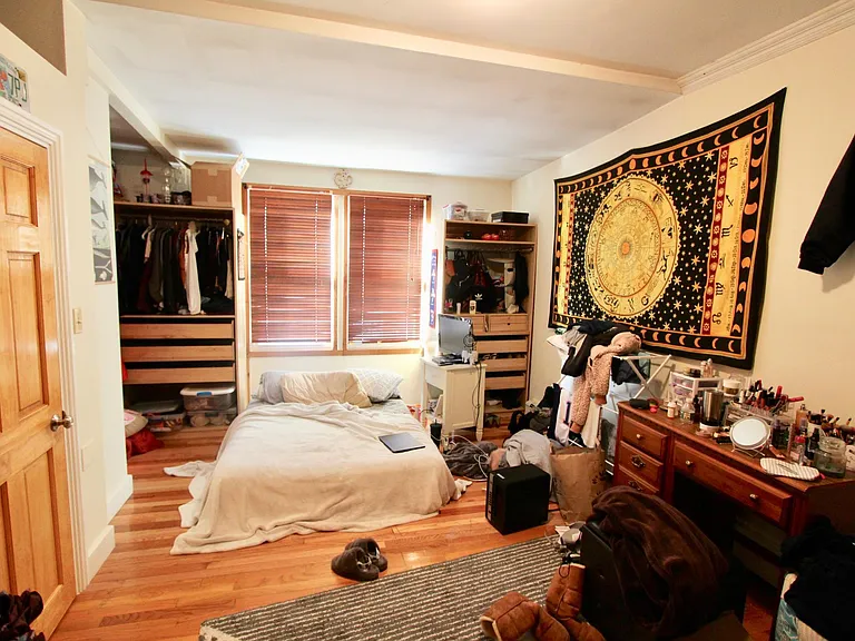 5 Spring Garden St #1 — Photo 2