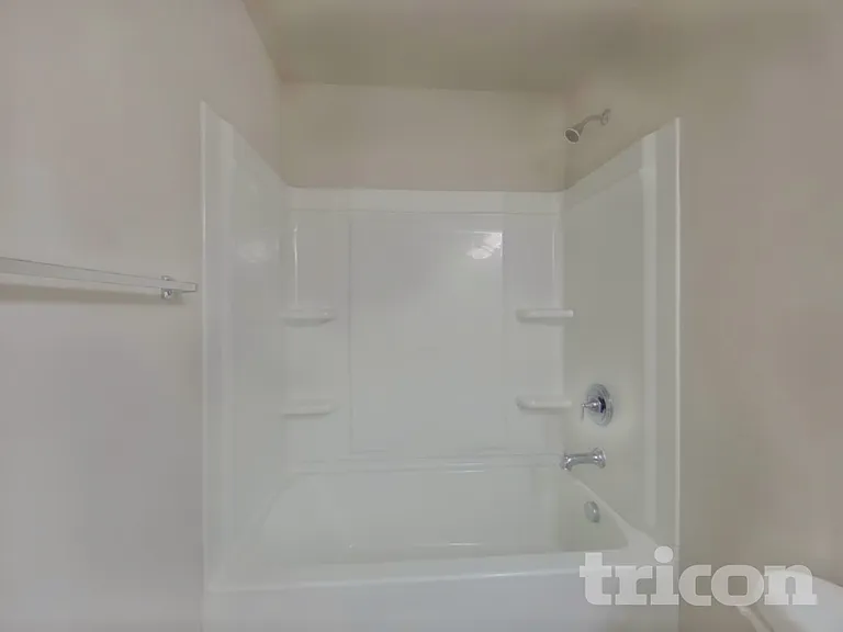 201 Spring Knoll Dr — Photo 15