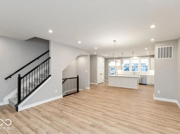 7306 W County Road 600 Rd #7306