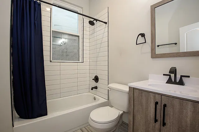 2 bed, $2,495 — Photo 3