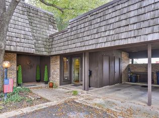 3025 Hulen Ct, Fort Worth, TX 76109