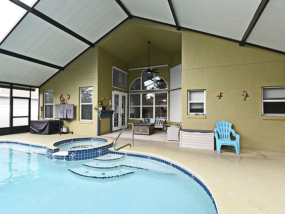 4th image of 1369 Lochbreeze Way
