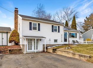 32 Minthal Dr, Southington, CT 06489
