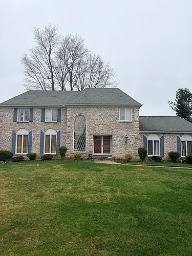 228 Crestwood Ln Photo 1