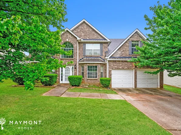 3701 Fremont Dr, Ellenwood, GA 30294