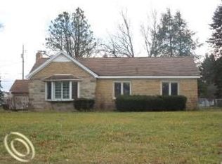 3368 Grange Hall Rd, Holly, MI 48442