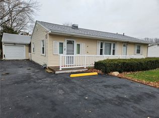 5 Cloyds Dr, Decatur, IL 62526