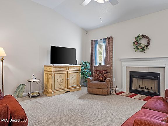4th image of 3106 Stonewood Dr