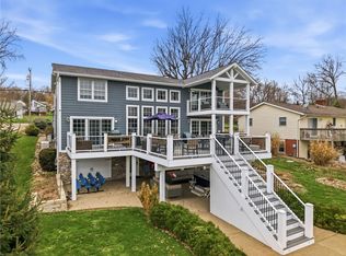 702 Latonka Dr, Mercer, PA