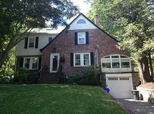 231 South St, Brookline, MA 02467