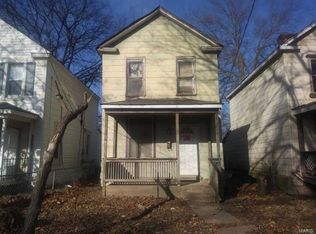 910 Marshall Rd, Valley Park, MO 63088