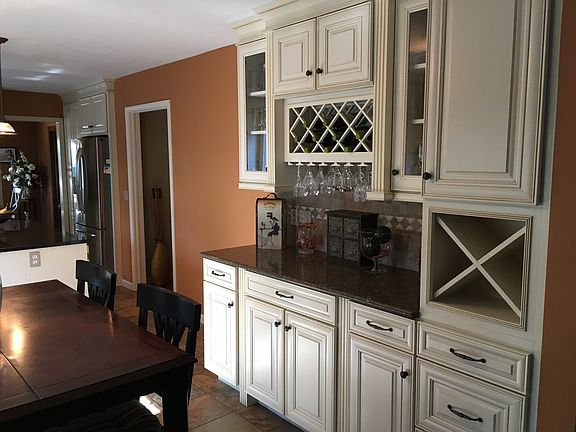 4th image of 6331 Island Lake Dr