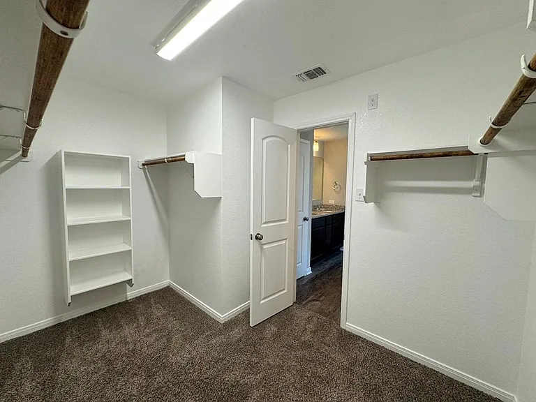 1908 Delano Dr — Photo 19