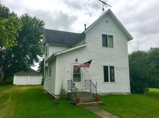 100 Loville St, Chester, IA 52134