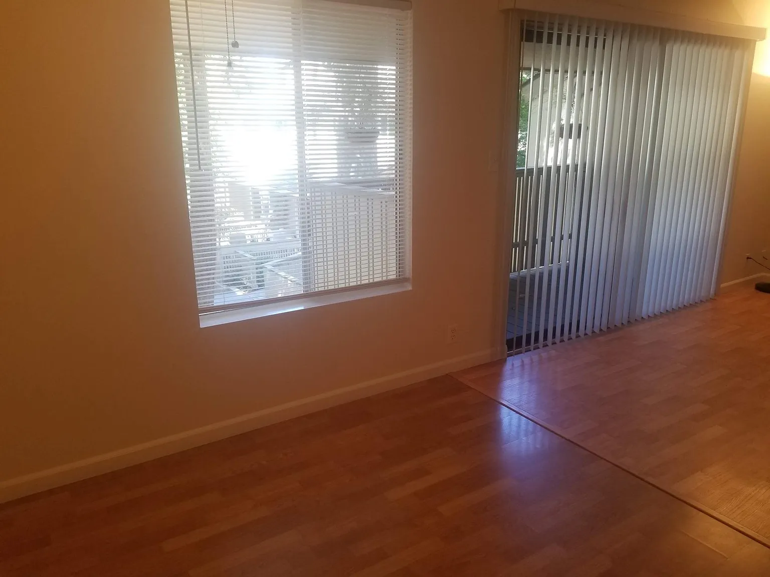 3 bed, 1259 sqft, $3,200 — Photo 3