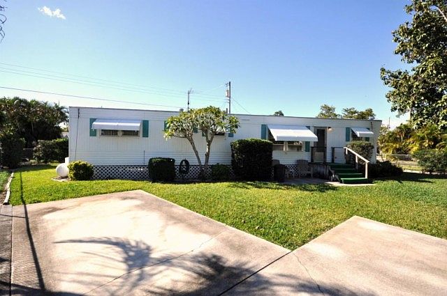 1st image of 1577 E Elaine Cir