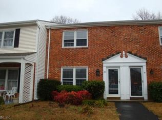 82 Towne Square Dr, Newport News, VA 23607
