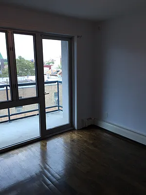 Rented by Flatiron Real Estate Advisors LLC | media 30