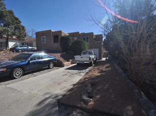 418 Maple St NE, Albuquerque, NM 87106