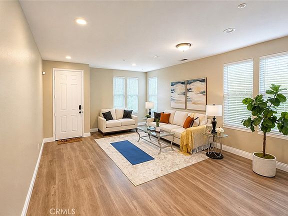 4th image of 20329 Red Poppy Ln