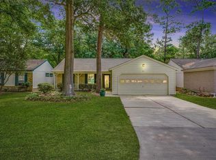 21 E Brookberry Ct, Spring, TX 77381