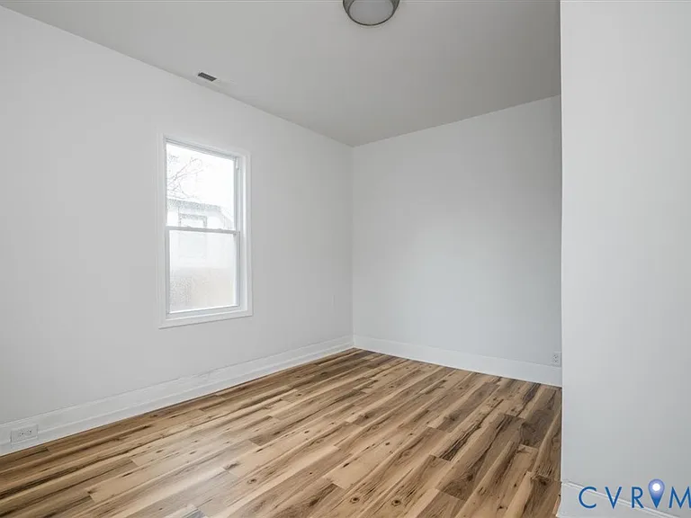 2726 Alexander Ave — Photo 10