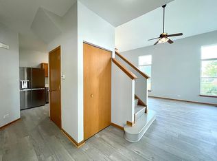 405 Bradley Ln, Normal, IL 61761