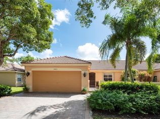 1886 Sirius Ln, Fort Lauderdale, FL 33327