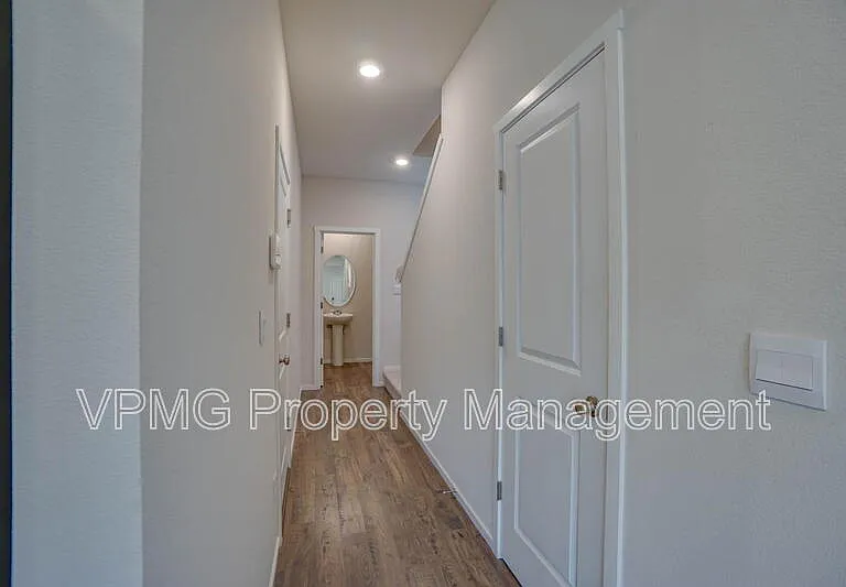 2628 NE 117th Pl — Photo 13